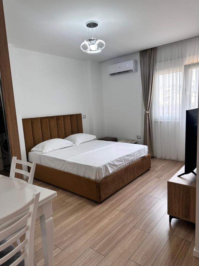 Studio City Center Tiranë Luaran gambar